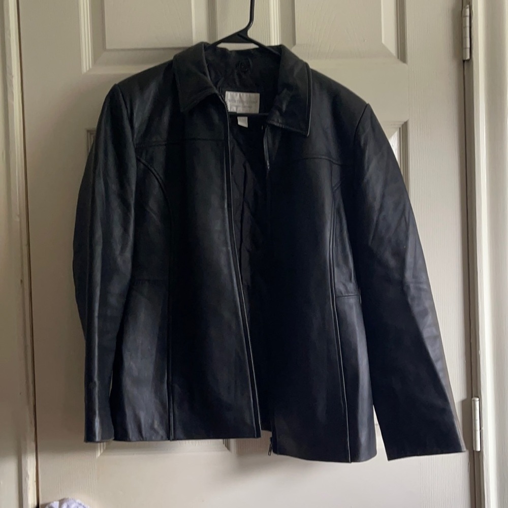 BLACK WORTHINGTON LEATHER JACKET SIZE M